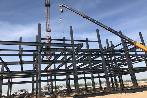 赤峰鋼結(jié)構(gòu)廠家談房屋鋼結(jié)構(gòu)搭建的注意事項(xiàng)